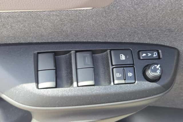 Toyota Yaris Cross (2021) thumbnail 21
