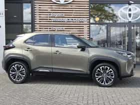 Toyota Yaris Cross (2021) thumbnail 4