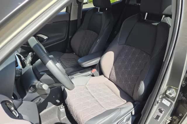 Toyota Yaris Cross (2021) thumbnail 8
