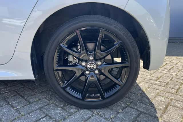 Toyota Yaris (2021) thumbnail 21