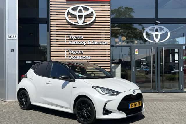 Toyota Yaris (2021) thumbnail 7