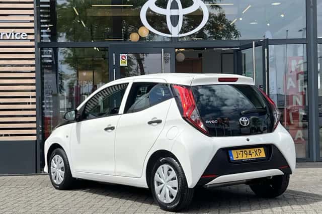 Toyota Aygo (2020) thumbnail 3