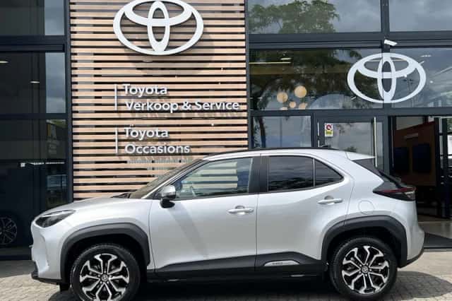 Toyota Yaris Cross (2025) thumbnail 2