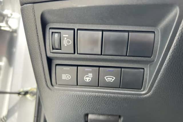 Toyota Yaris Cross (2025) thumbnail 17