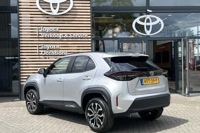 Toyota Yaris Cross (2025) thumbnail 3