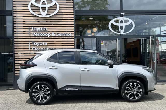 Toyota Yaris Cross (2025) thumbnail 6