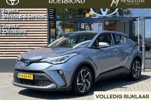 Toyota C-HR (2022) thumbnail 1