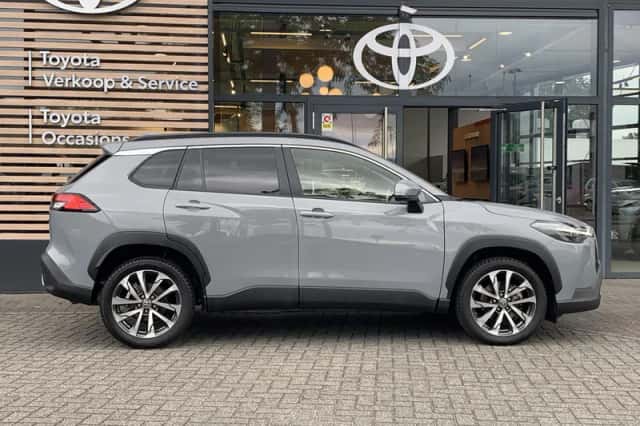 Toyota Corolla (2025) thumbnail 4