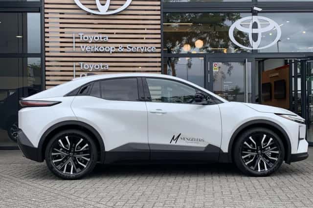 Toyota C-HR+ (2026) thumbnail 4