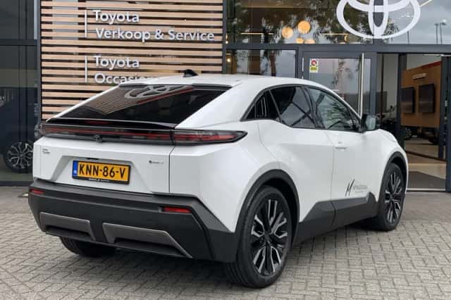 Toyota C-HR+ (2026) thumbnail 5