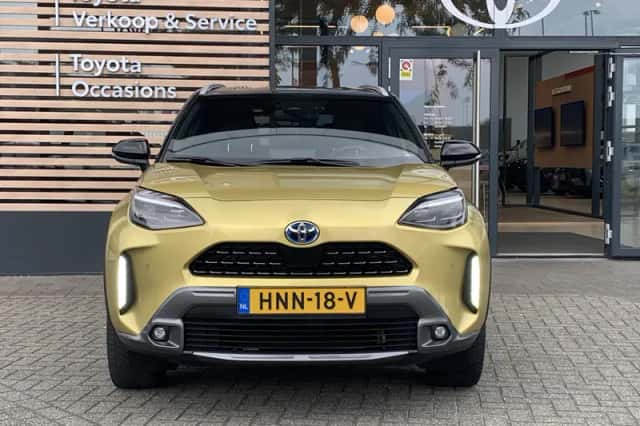 Toyota Yaris Cross (2022) thumbnail 2