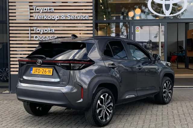 Toyota Yaris Cross (2025) thumbnail 5