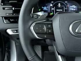 Lexus RX (2025) thumbnail 16