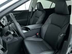 Lexus ES (2025) thumbnail 11