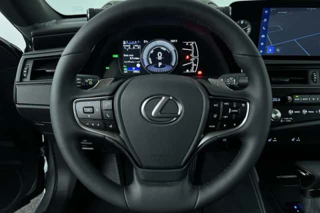 Lexus ES (2025) thumbnail 15