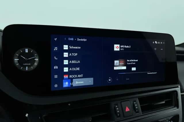 Lexus ES (2025) thumbnail 19