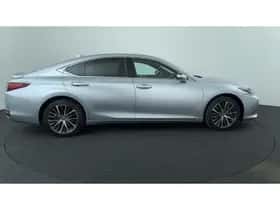 Lexus ES (2025) thumbnail 6