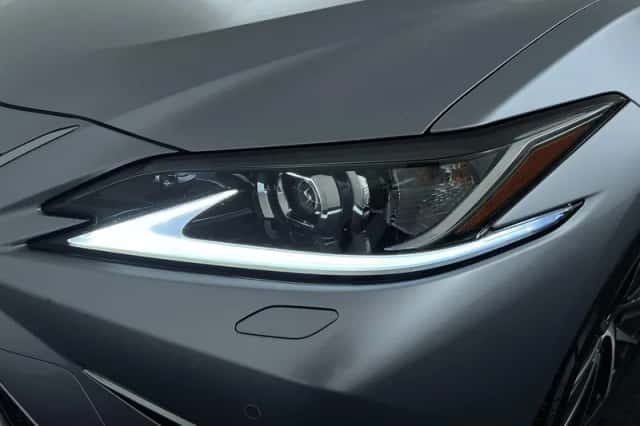 Lexus ES (2025) thumbnail 9