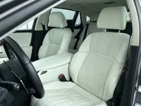 Lexus LS (2022) thumbnail 11