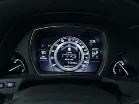Lexus LS (2022) thumbnail 18