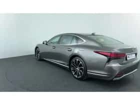 Lexus LS (2022) thumbnail 3