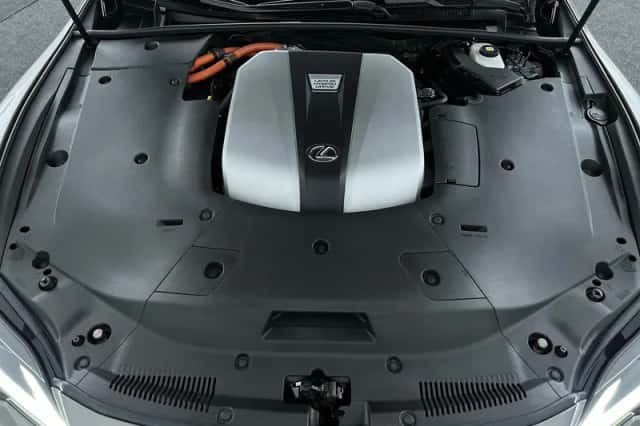 Lexus LS (2022) thumbnail 30
