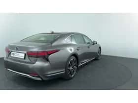 Lexus LS (2022) thumbnail 5