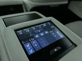 Lexus LS (2022) thumbnail 41