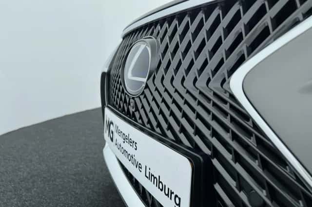 Lexus LS (2022) thumbnail 46