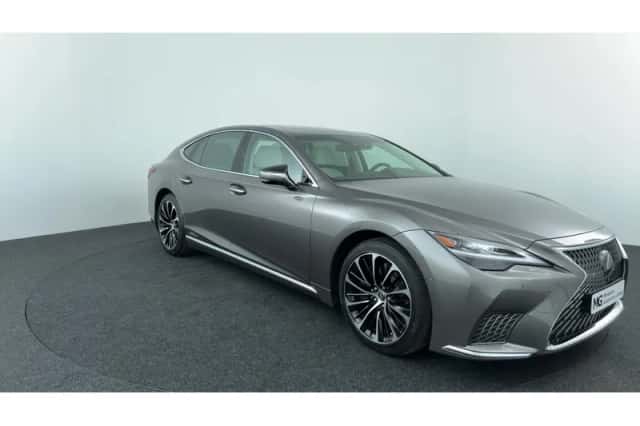 Lexus LS (2022) thumbnail 7