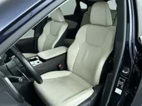 Lexus RX (2023) thumbnail 11