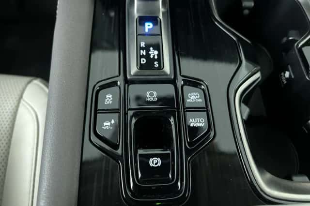Lexus RX (2023) thumbnail 23