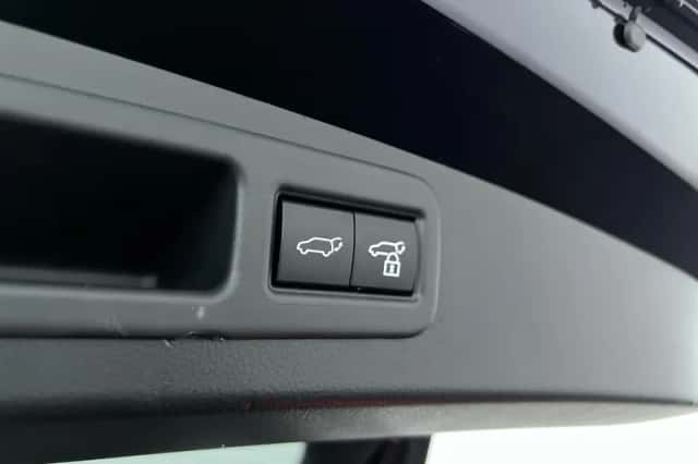 Lexus RX (2023) thumbnail 27