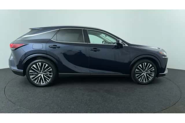 Lexus RX (2023) thumbnail 6