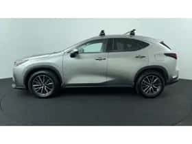 Lexus NX (2022) thumbnail 2