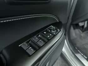 Lexus NX (2022) thumbnail 12