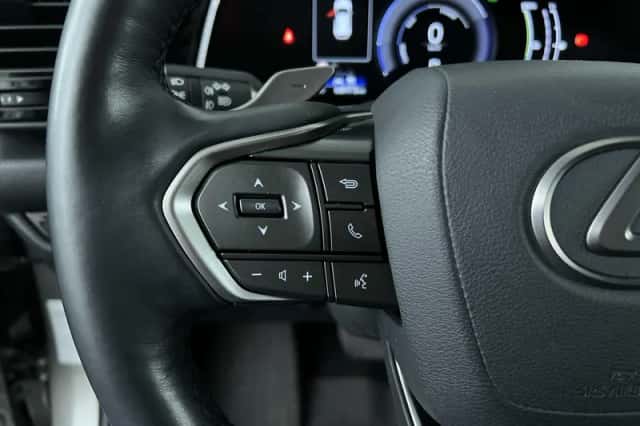 Lexus NX (2022) thumbnail 15