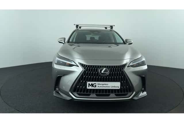 Lexus NX (2022) thumbnail 8