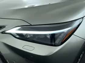 Lexus NX (2022) thumbnail 9