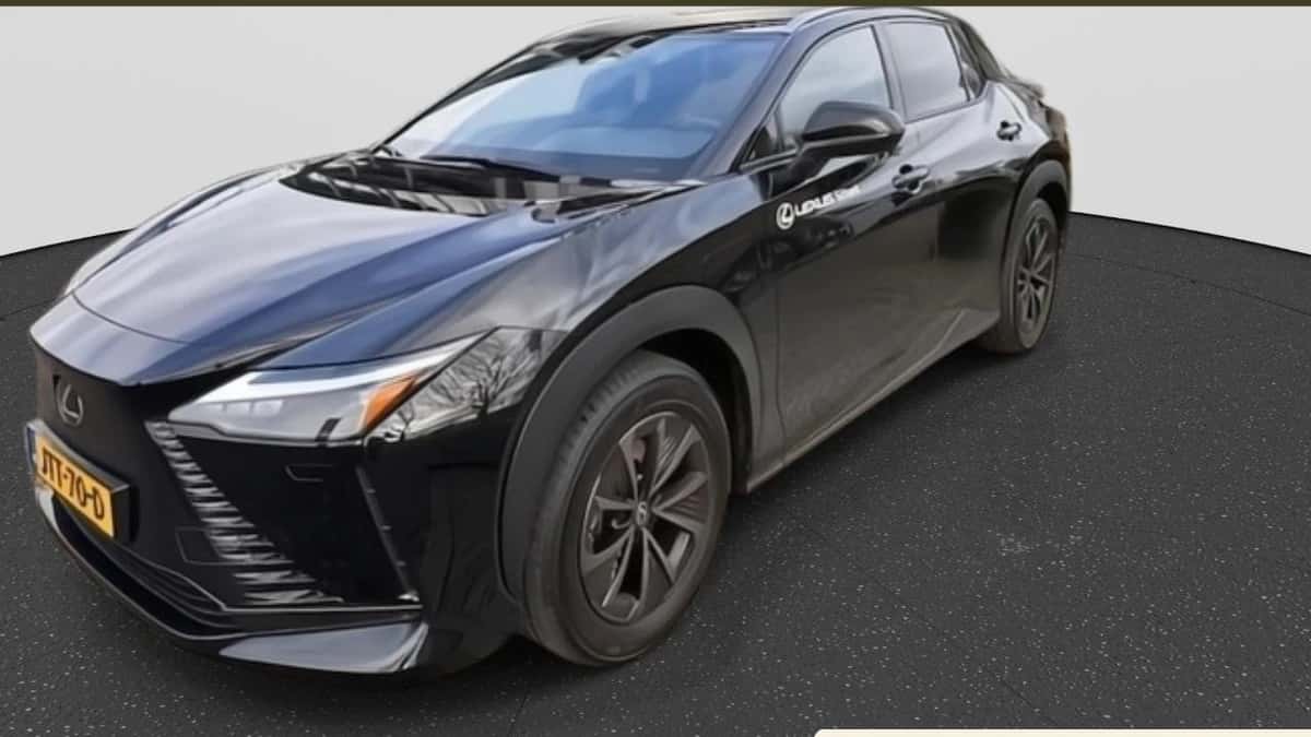 Lexus RZ (2026) — foto 1