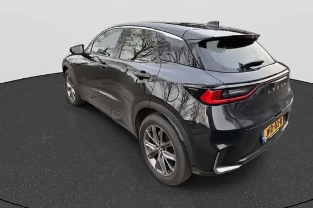 Lexus LBX (2025) thumbnail 5