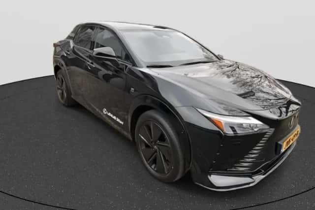 Lexus RZ (2026) thumbnail 2