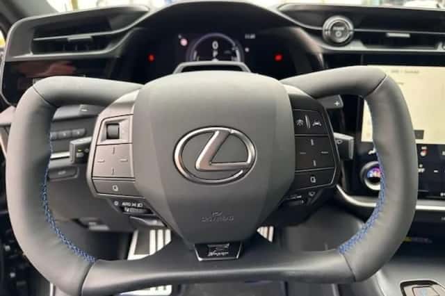 Lexus RZ (2026) thumbnail 11