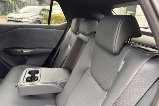 Lexus RZ (2026) thumbnail 8