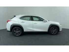 Lexus UX (2019) thumbnail 6