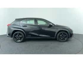 Lexus UX (2019) thumbnail 6