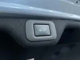 Lexus ES (2022) thumbnail 12