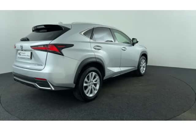Lexus NX (2018) thumbnail 5