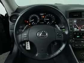 Lexus IS (2009) thumbnail 15