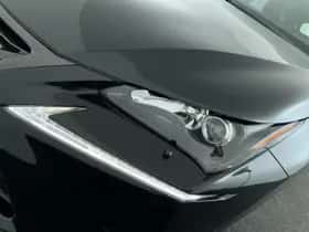 Lexus NX (2016) thumbnail 9